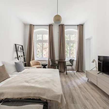 Charming Ap 2Bdr Elbik Apartment *
